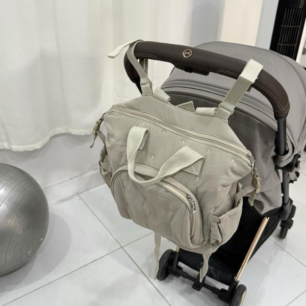 Balo bỉm sữa mẹ và bé, balo chống thấm đi chơi trong ngày năng động chia ngăn treo xe đẩy đa năng